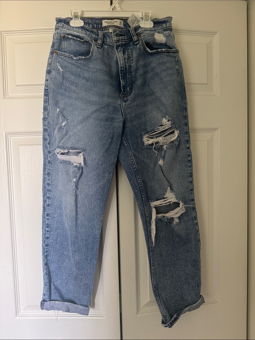 Abercrombie and Fitch – the ankle Street – curve love